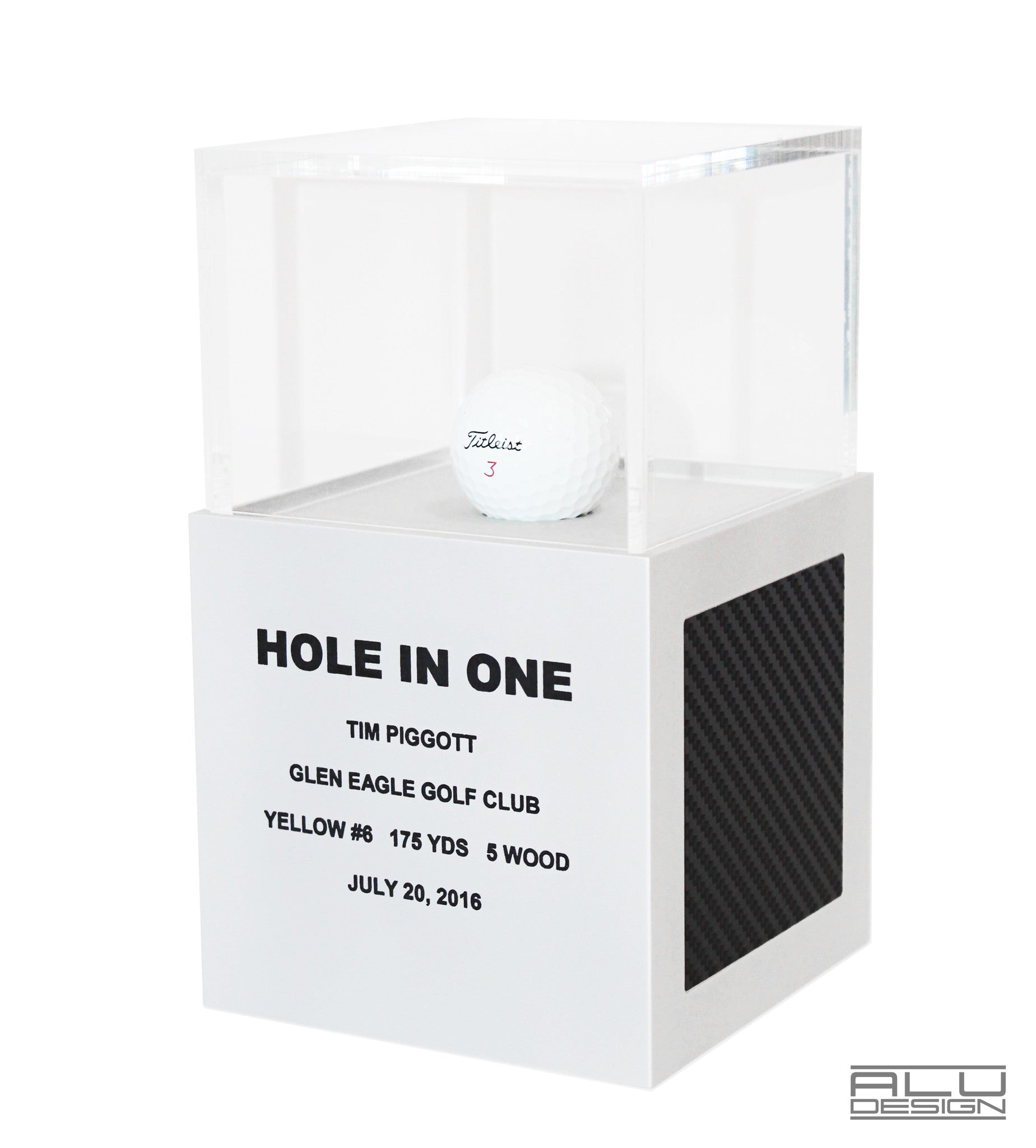  The Original Ace Case™ - Golf Ball Display Case with Turf and  Magnetic Card/Picture Slot - Acrylic Glass Hole in One Golf Ball Display  Case - Golf Ball Display for Enthusiasts 